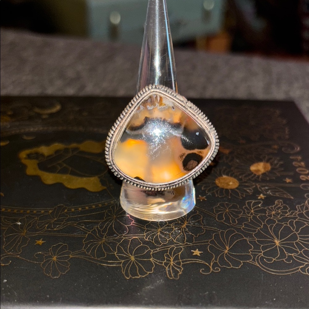 Translucent Brown Agate Stone Ring - image 3